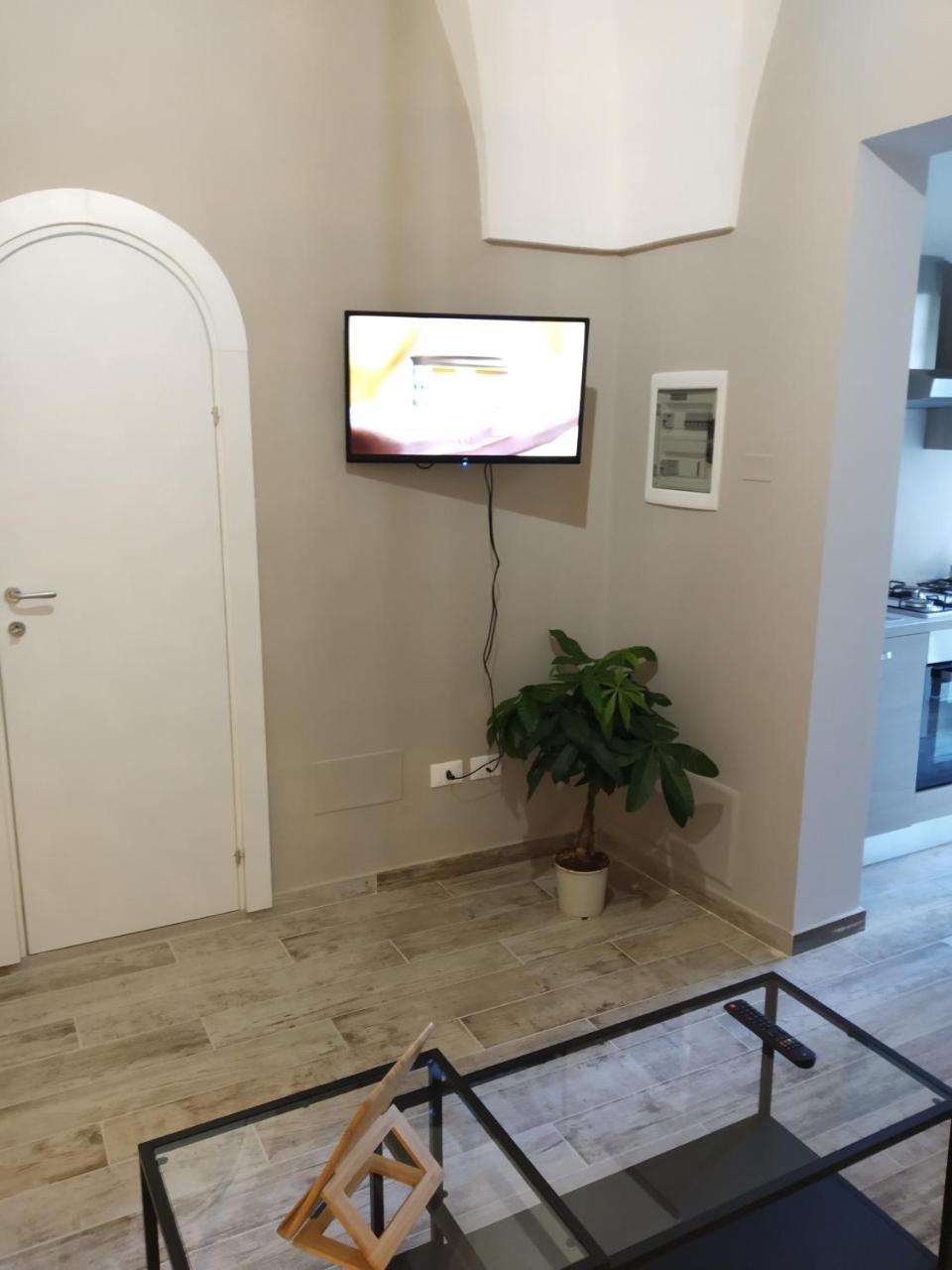 Aparthotel Dimora "I Santi Patroni" Lecce Exterior foto