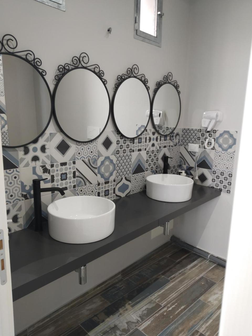 Aparthotel Dimora "I Santi Patroni" Lecce Exterior foto