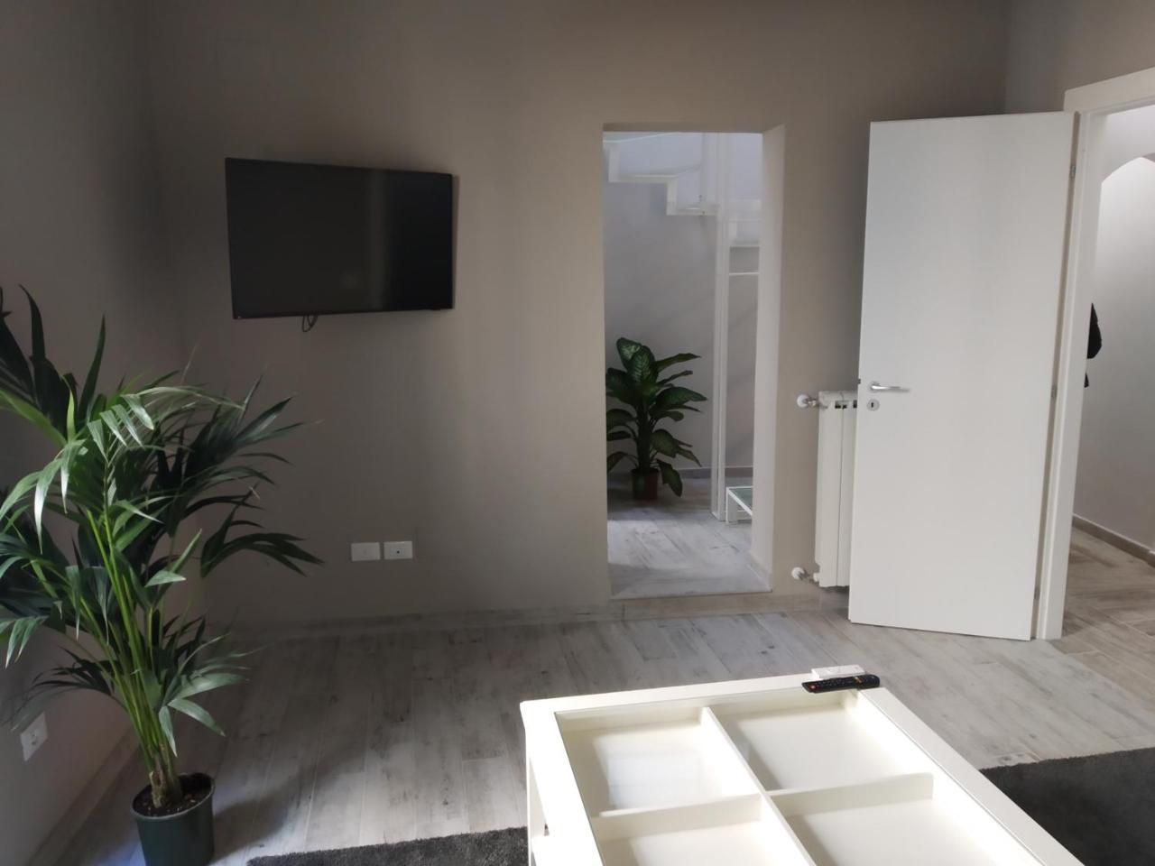 Aparthotel Dimora "I Santi Patroni" Lecce Exterior foto